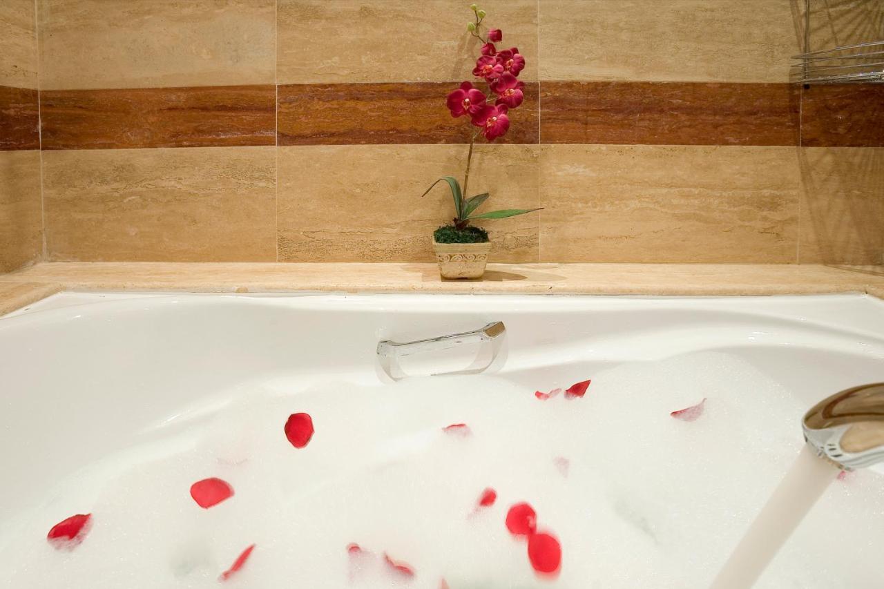 Appt 311 Heaven Beach-paseo-all Year Heated Pool-free Bikes * Estepona