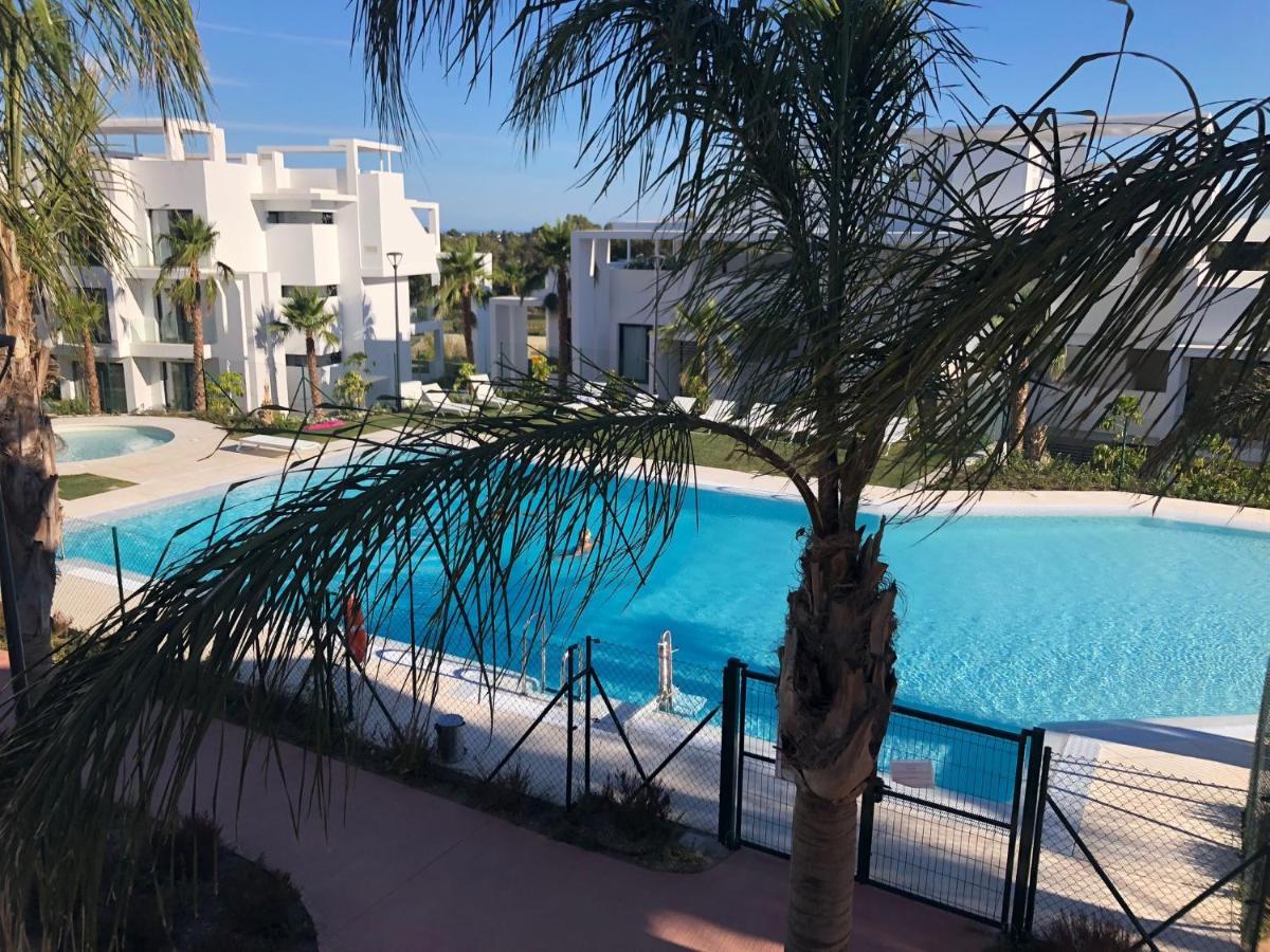 Siempre Mas Penthouse Atalaya Hills Golf Marbella 2 Large Bedrooms 4 Guests Appartement