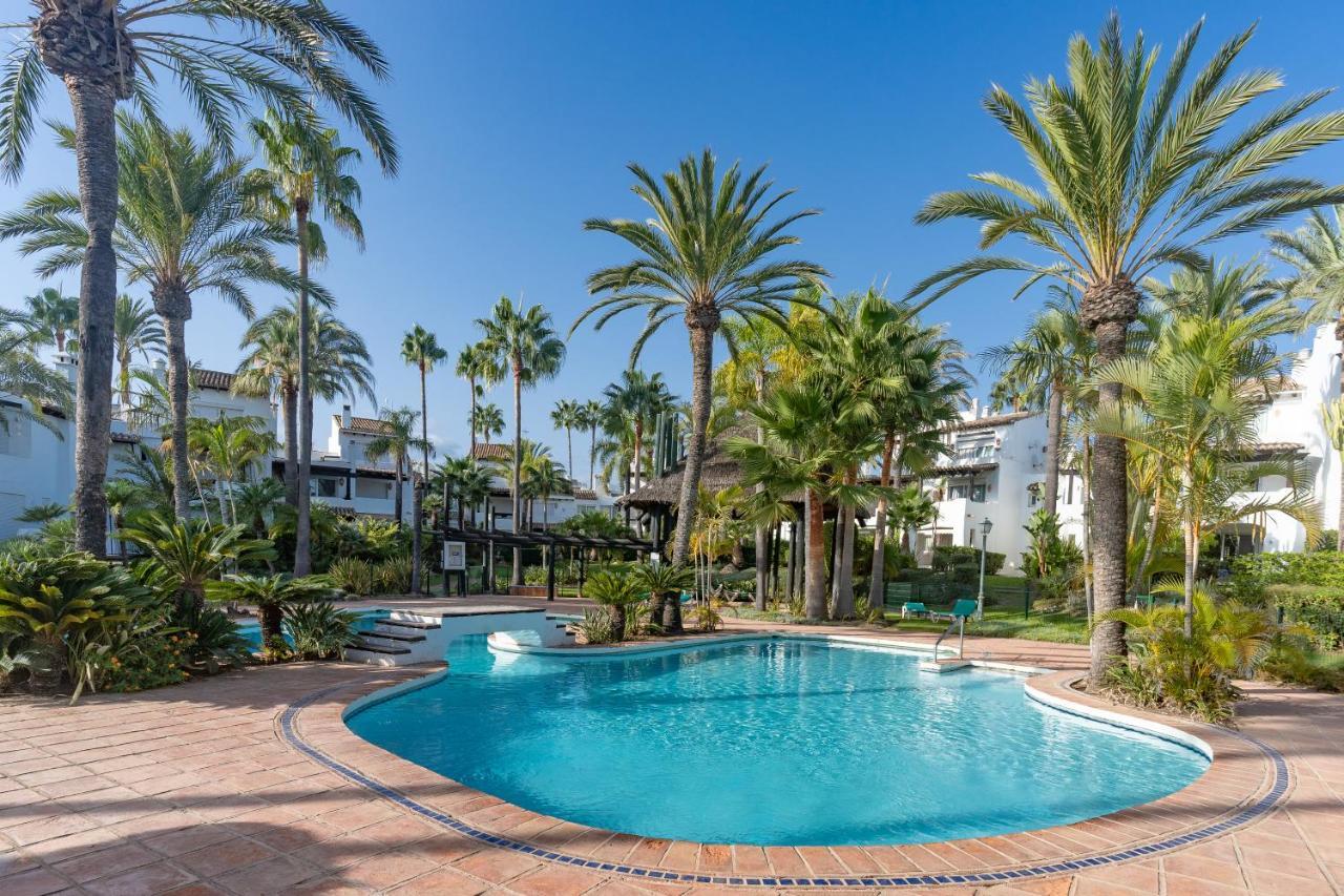 Holiday home Townhouse Beachfront In Costalita Estepona