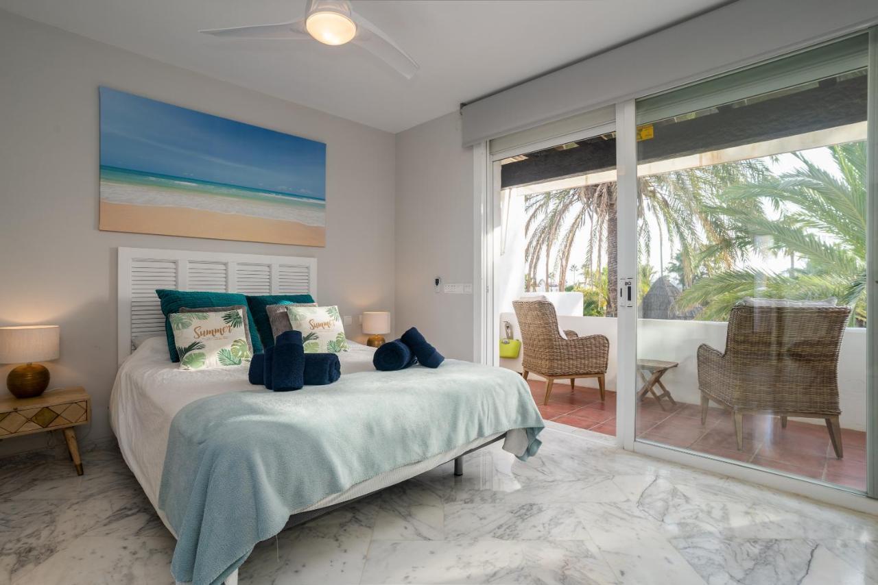 Townhouse Beachfront In Costalita