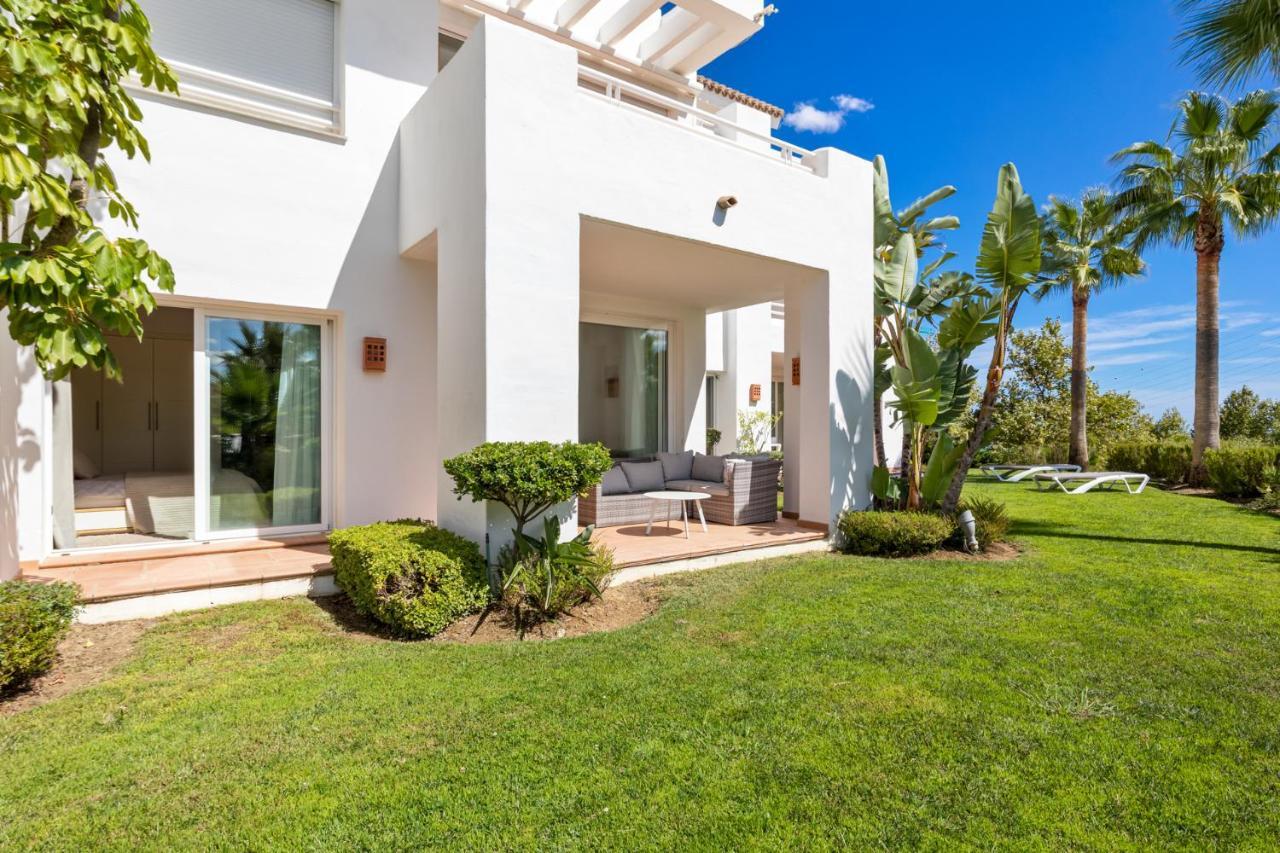 Appartement Stunning Blue Lagoon In By Costarentals - M12 Estepona
