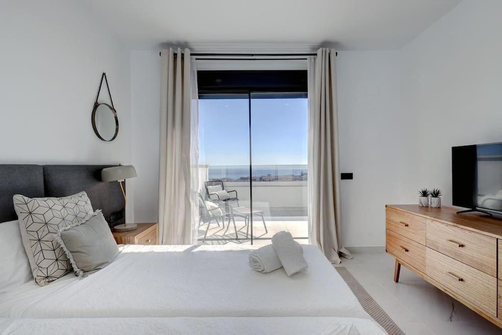 New 2 Bed Penthouse @ Hills With Sea View * Estepona