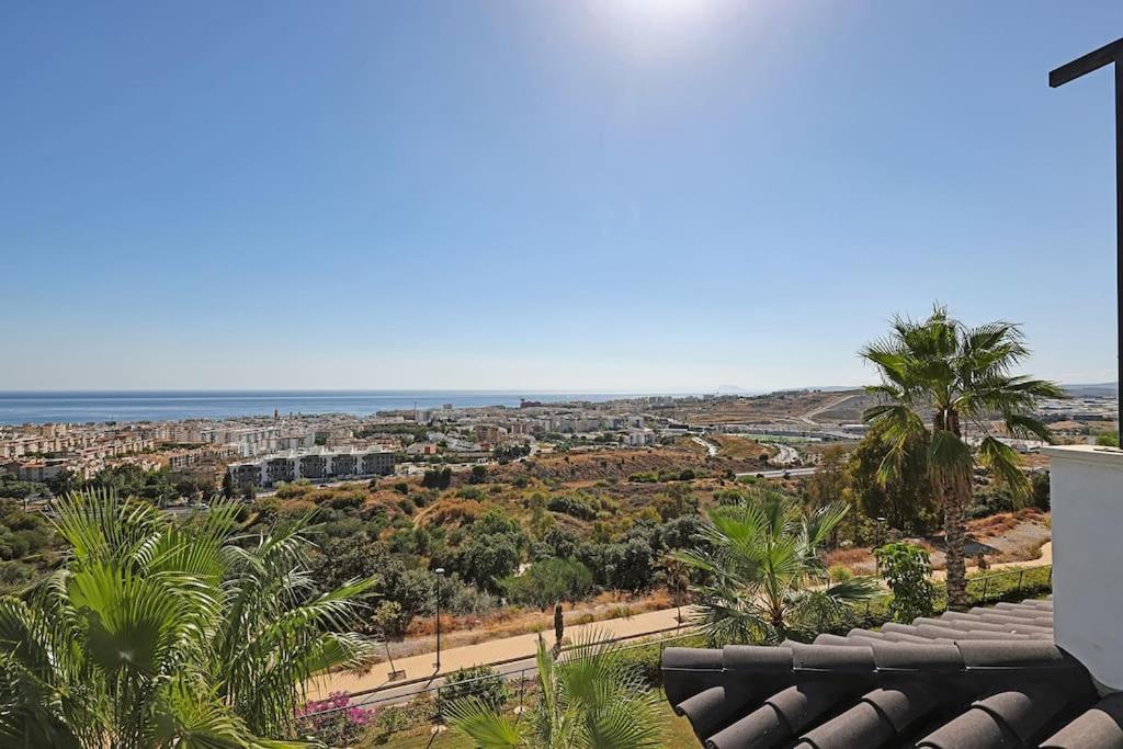New 2 Bed Penthouse @ Hills With Sea View Apartment *