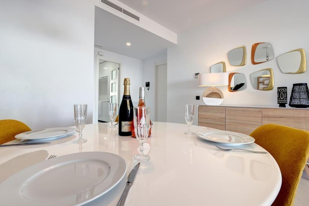 New 2 Bed Penthouse @ Hills With Sea View Apartment *
