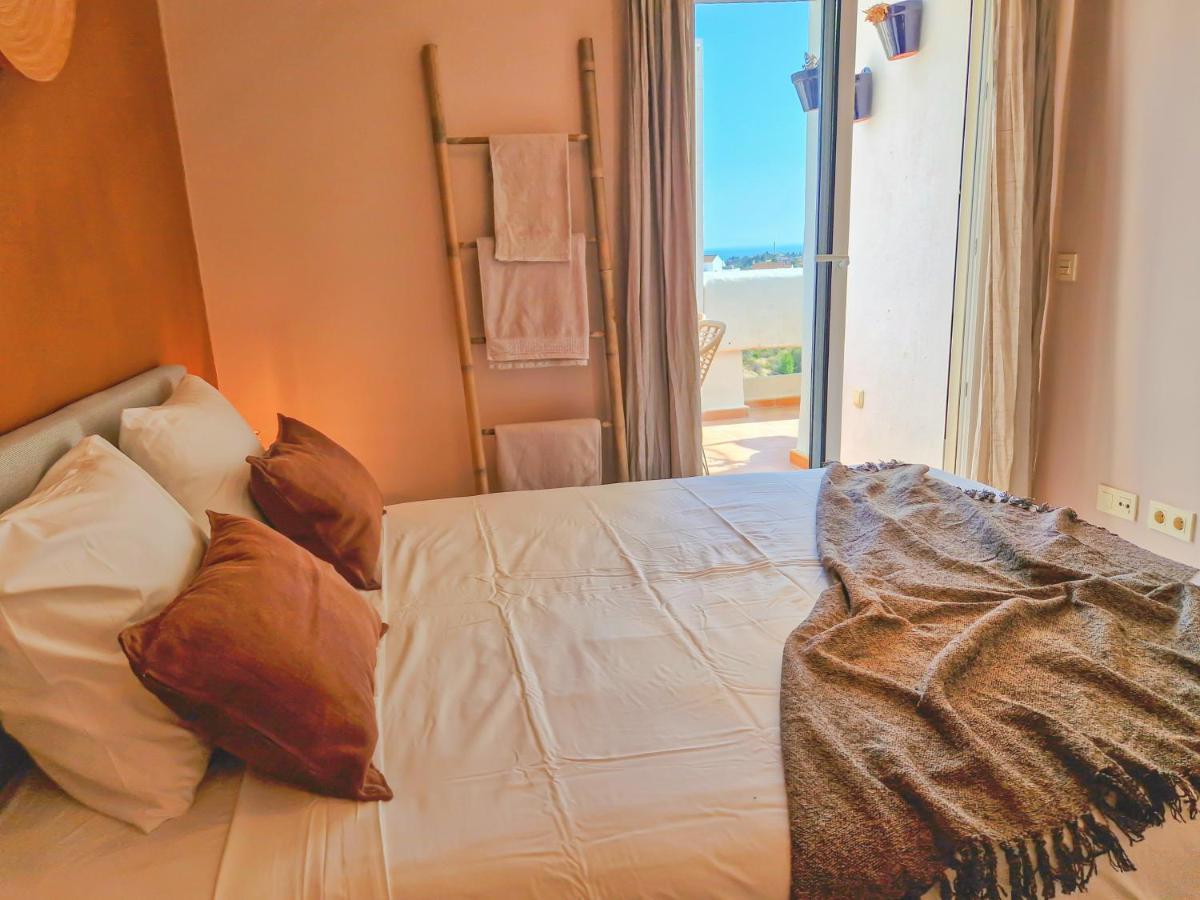 Seaview Penthouse Valle Golf Apartamento
