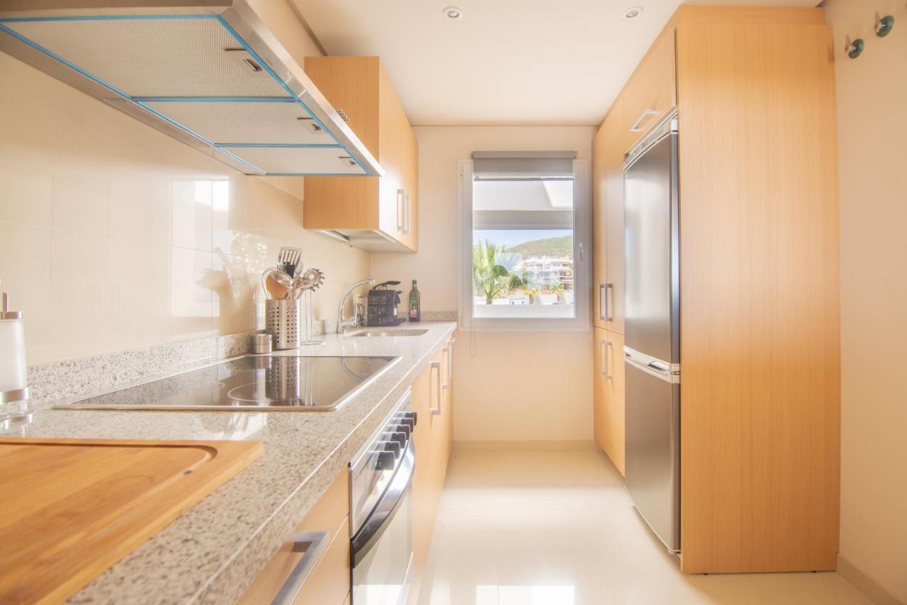 2237-modern With Private * Estepona