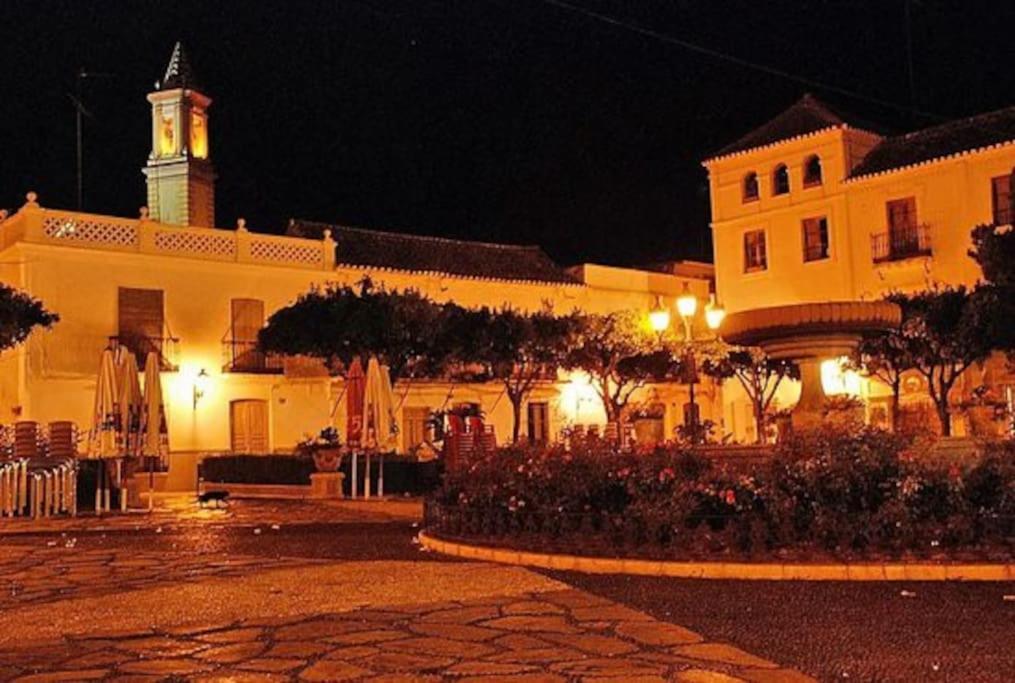 Cozy Between The Port And The La Rada Apartamento Estepona