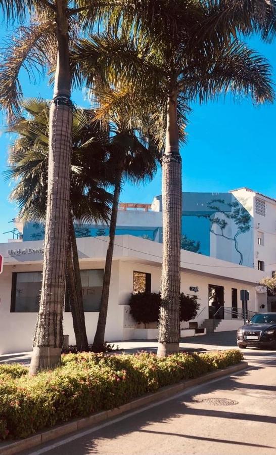 Turistico Hermanos Infantes * Estepona