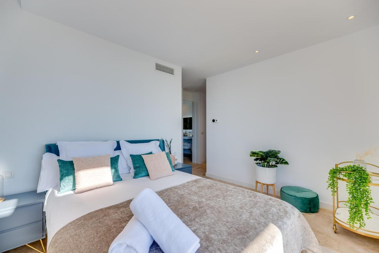 Vacation Marbella I Schumacher, New Built, Sea View, Luxury, Private Pool *