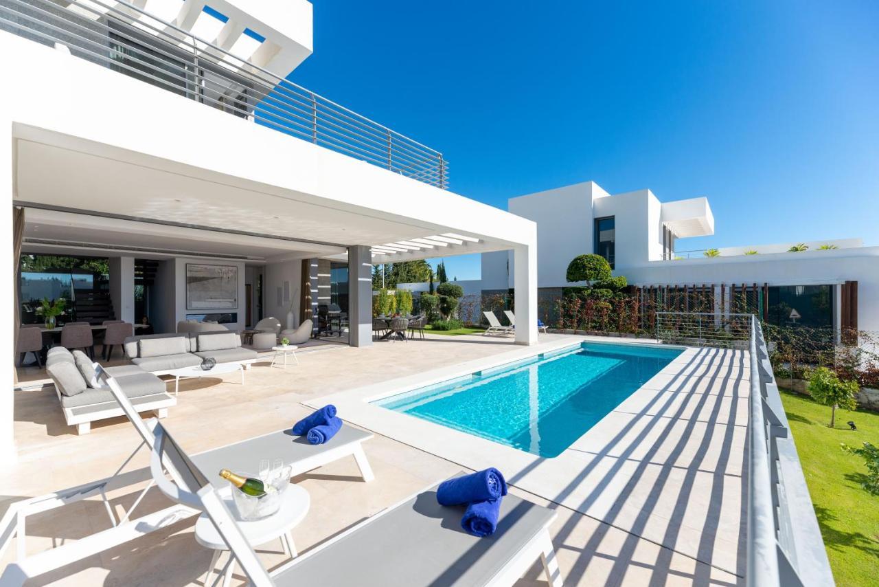 Vacation Marbella I Schumacher, New Built, Sea View, Luxury, Private Pool Villa Estepona
