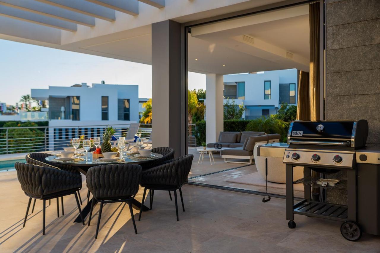 Villa Vacation Marbella I Schumacher, New Built, Sea View, Luxury, Private Pool