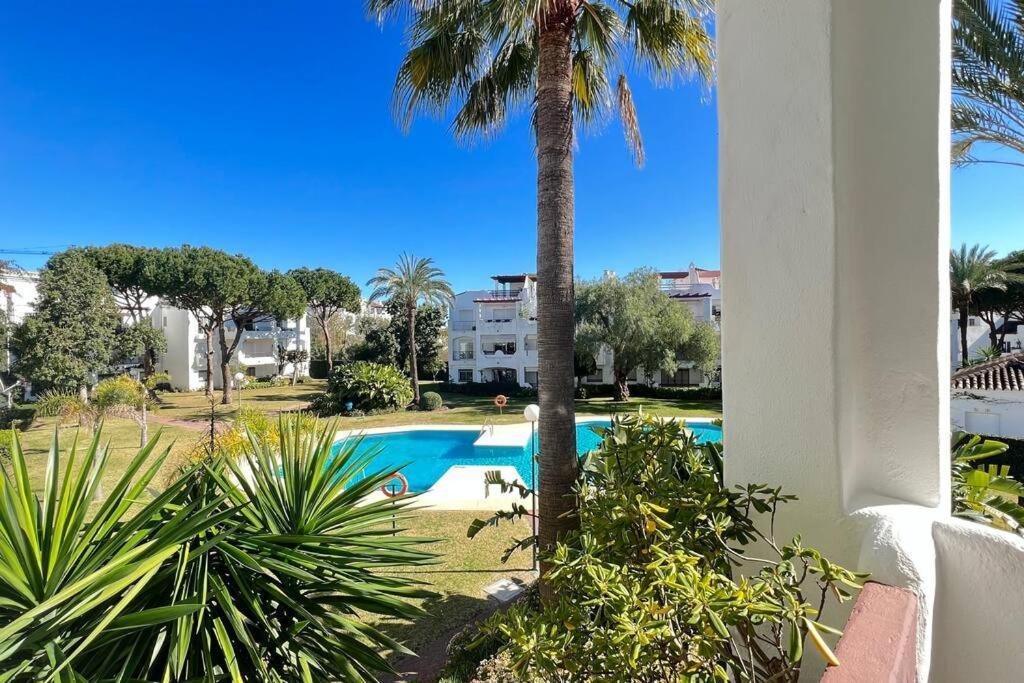 Costalita - 2 Bedroom 350m From The * Estepona
