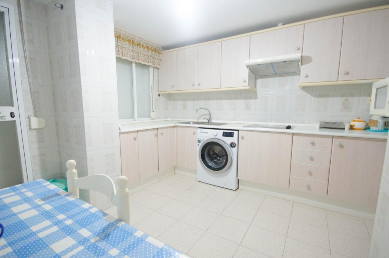 Apartamento Aparment Neptuno- Located On The Promenade A Few Metres From The Beach.