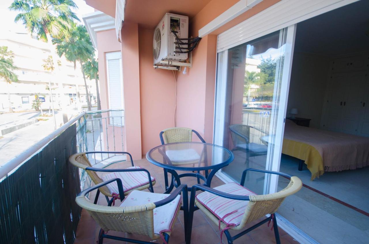 Aparment Neptuno- Located On The Promenade A Few Metres From The Beach. Apartamento *