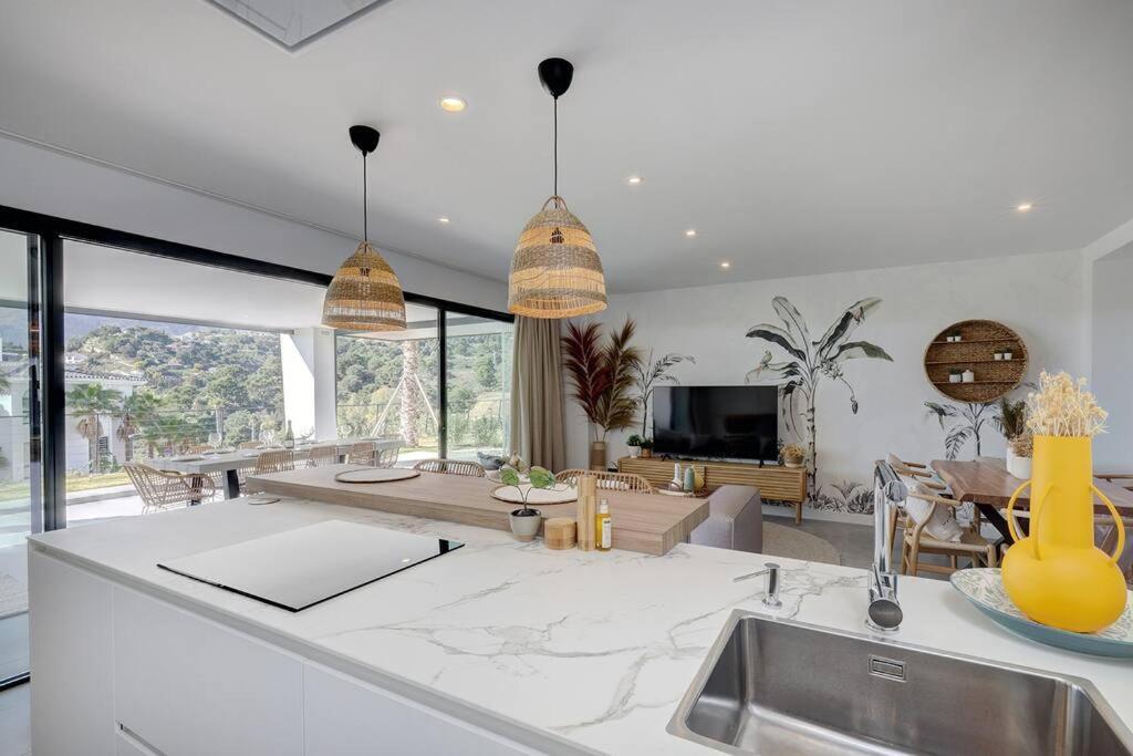 3 Bedroom Ground Floor @ Hills! Estepona