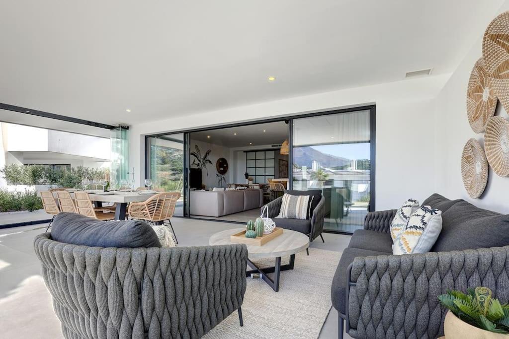 Apartment 3 Bedroom Ground Floor @ Hills! Estepona