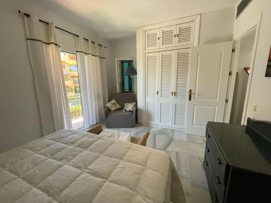 Lovely 2 Bed Alcazaba House By Sea Rdr296 Сasa de vacaciones Estepona