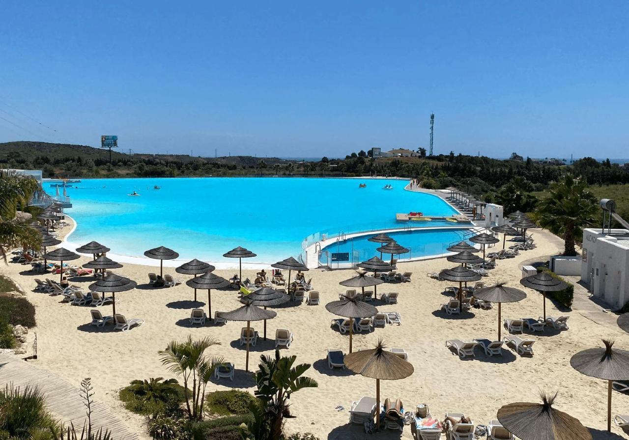 Stunning Modern 2 Bedroom - Alcazaba Lag *