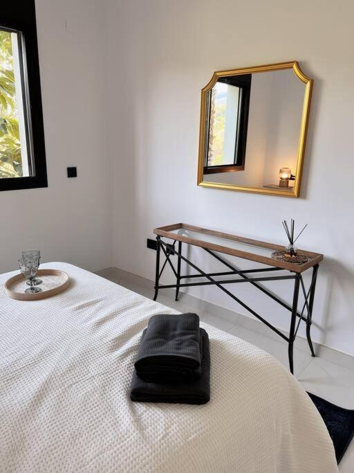 Hills Luxury 3 Bed Apartment