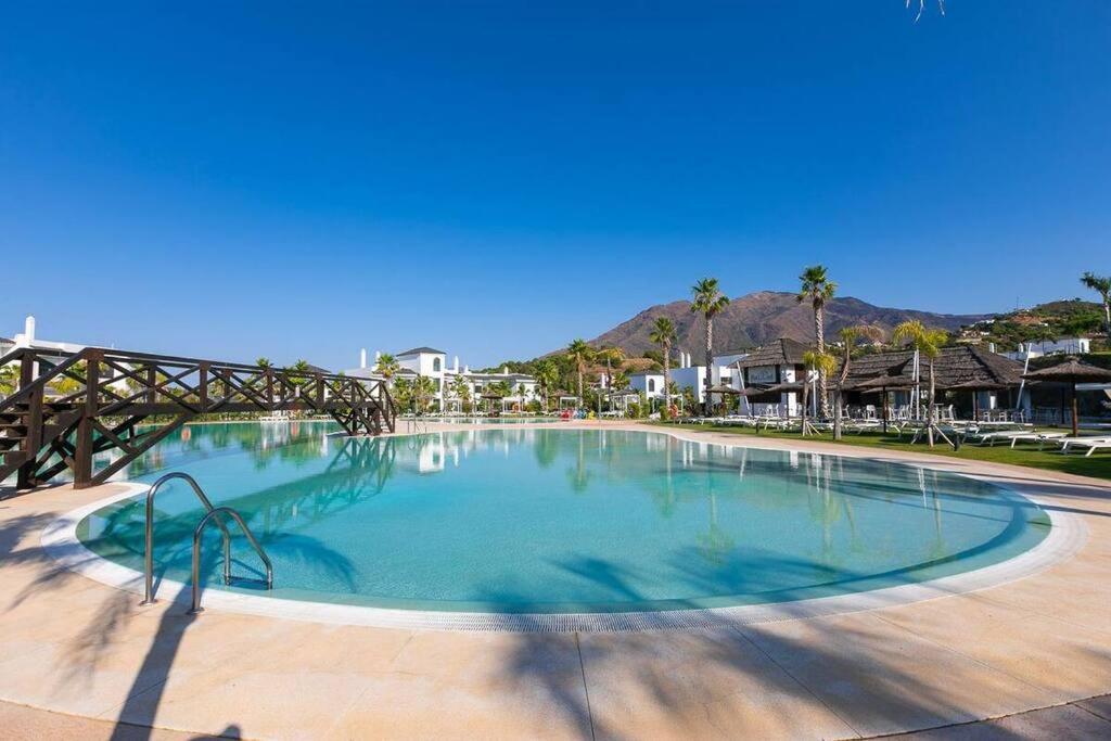 Apartment Hills Luxury 3 Bed Estepona