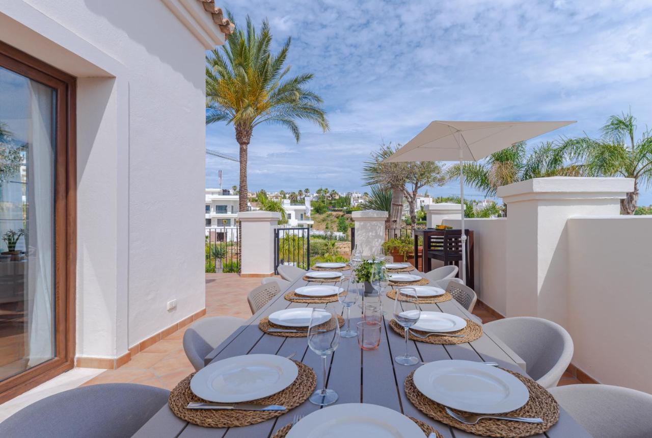 6-bdrm Andalusian Modern Next To Golf Course * Estepona