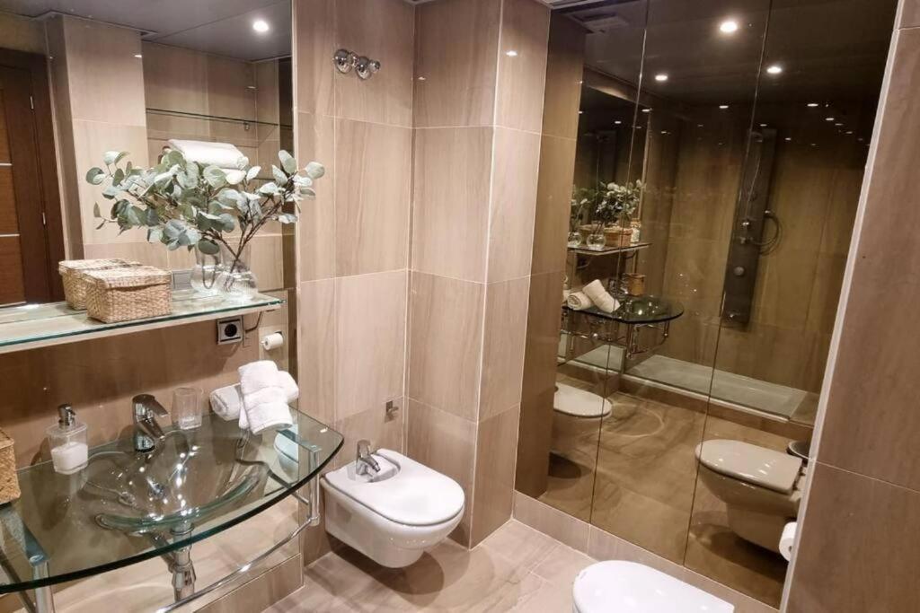 Bright Seafront Apartment-bahia De La Plata-4 People *