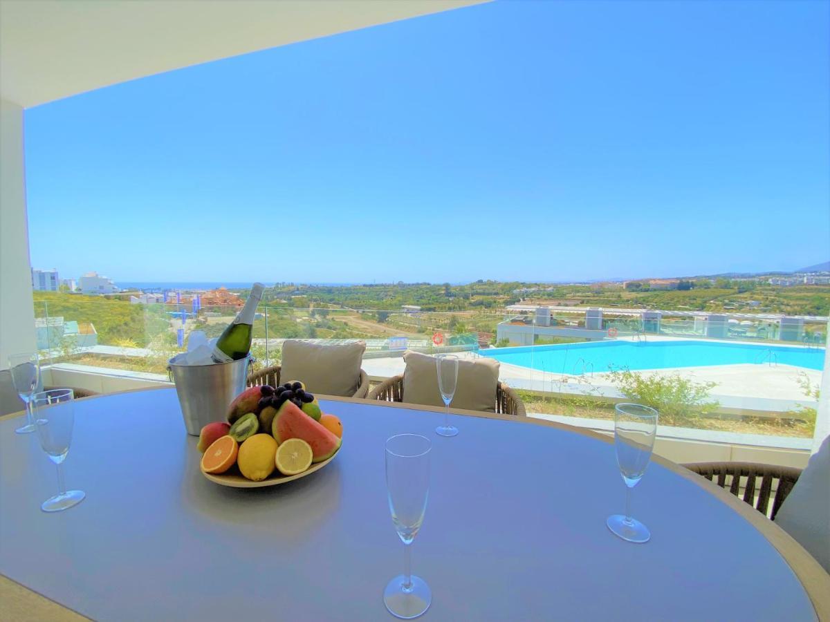Apartment Luxurious Near Puerto Banus