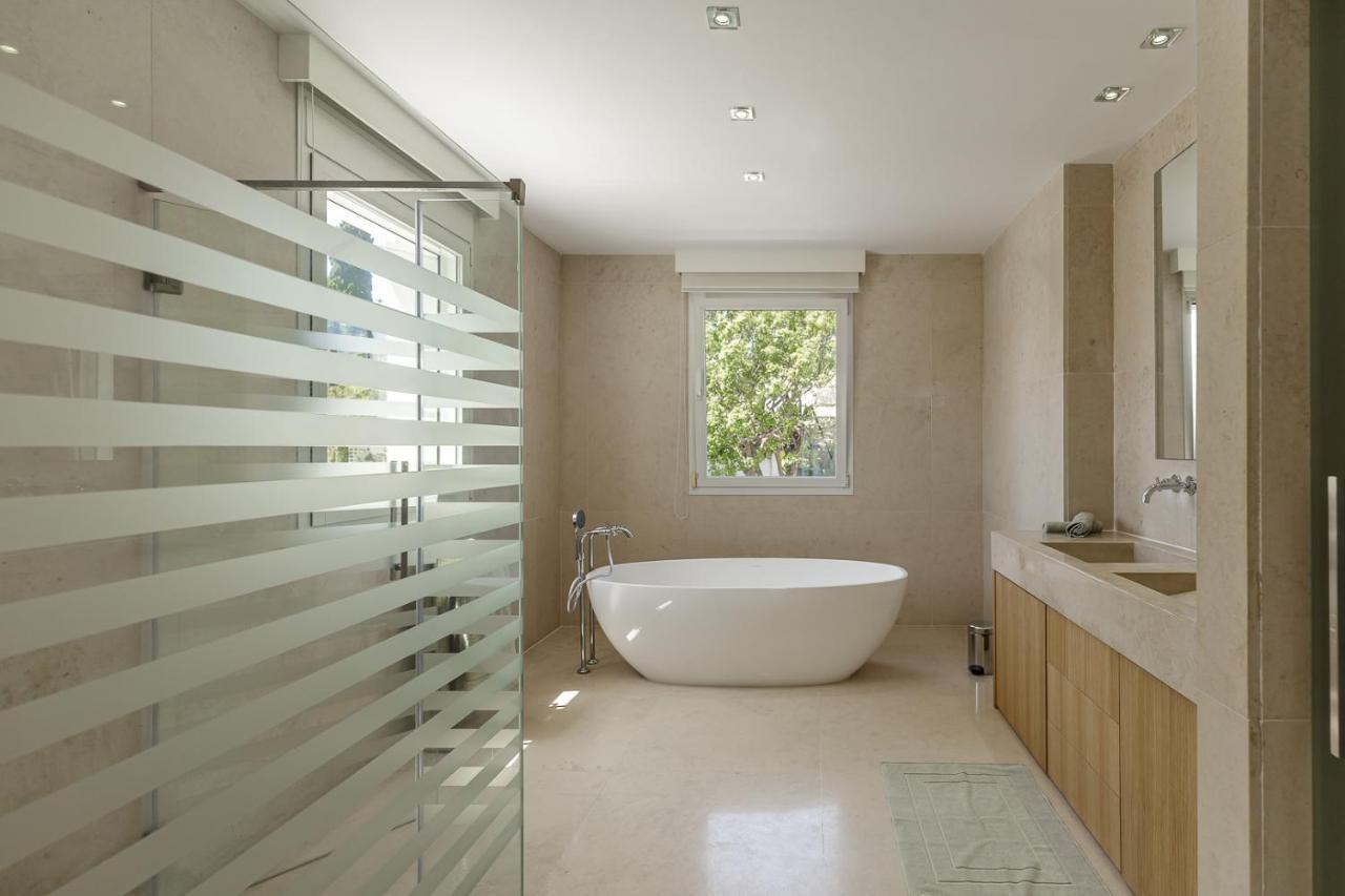 For Rent In Marbella *