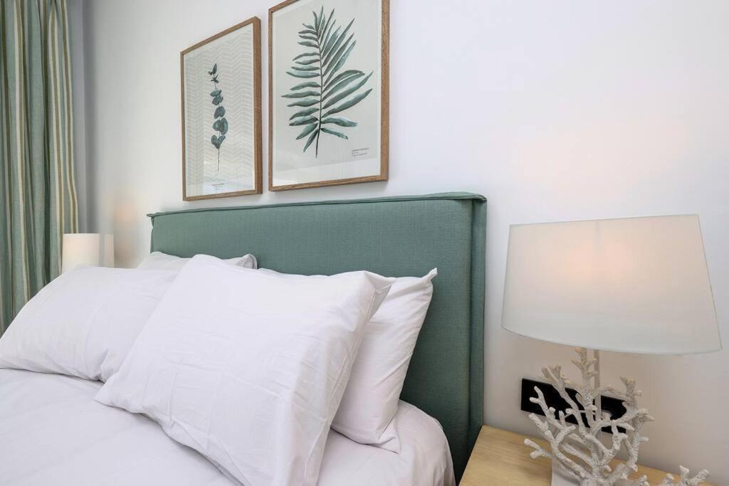 Ground Floor 4 Bedroom @ Hills! Estepona