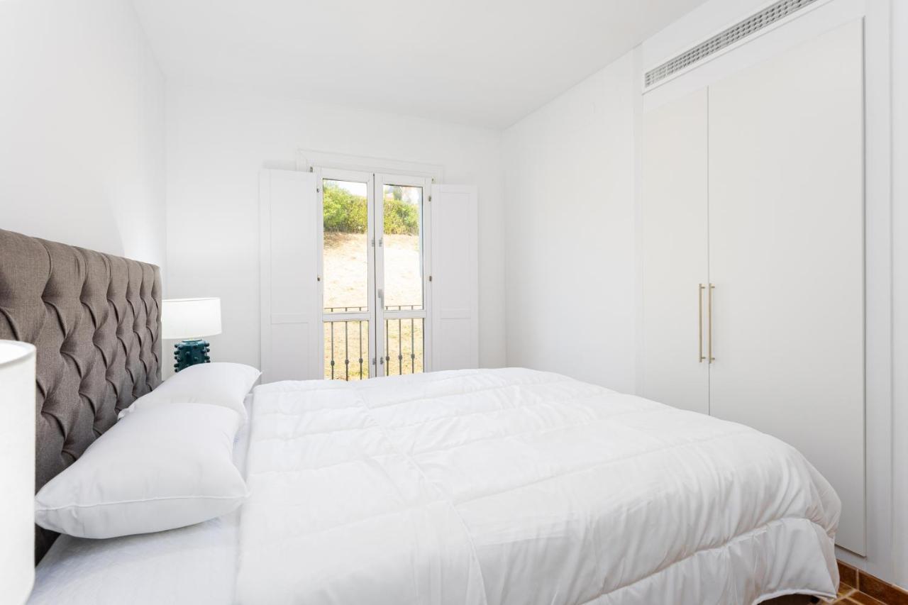 Private 4 Bedrooms House Shared Pool Montevideo Hills Golf By Aorastay Сasa de vacaciones
