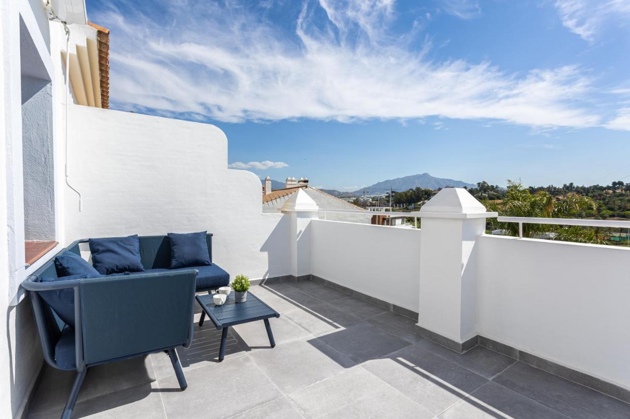 Сasa de vacaciones Private 4 Bedrooms House Shared Pool Montevideo Hills Golf By Aorastay Estepona