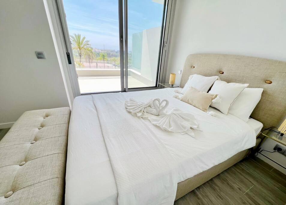 Apartamento Great 3 Bedroom In Marbella-estepona Rdr308