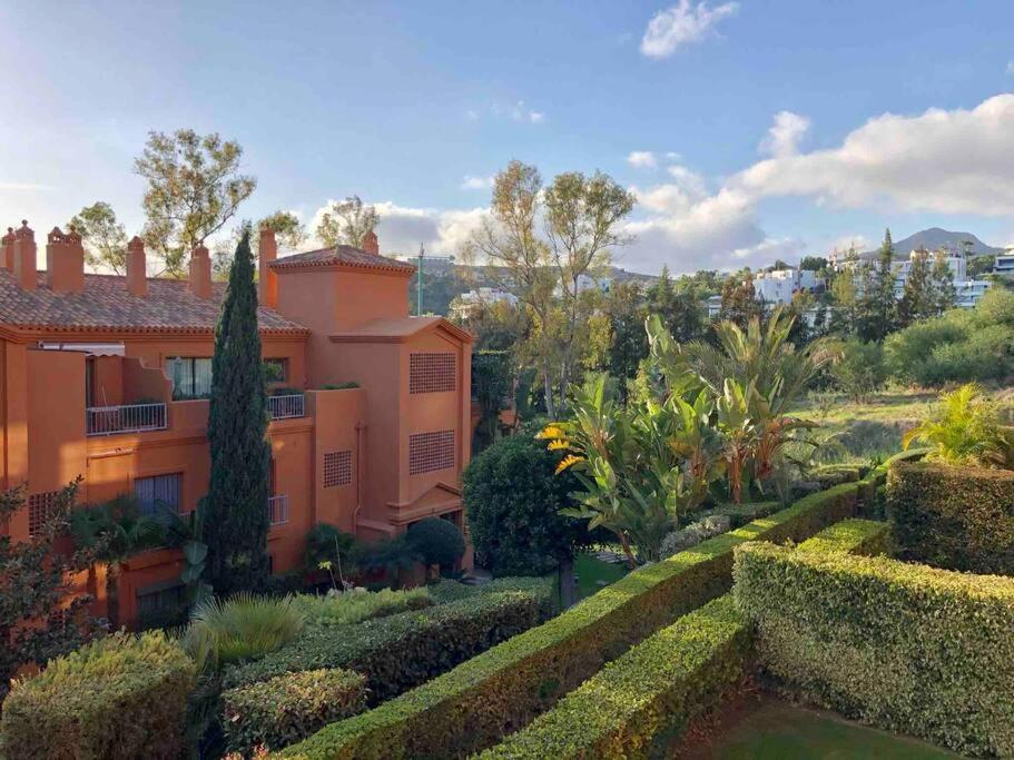 3 Bedroom In A Gorgeous Complex *