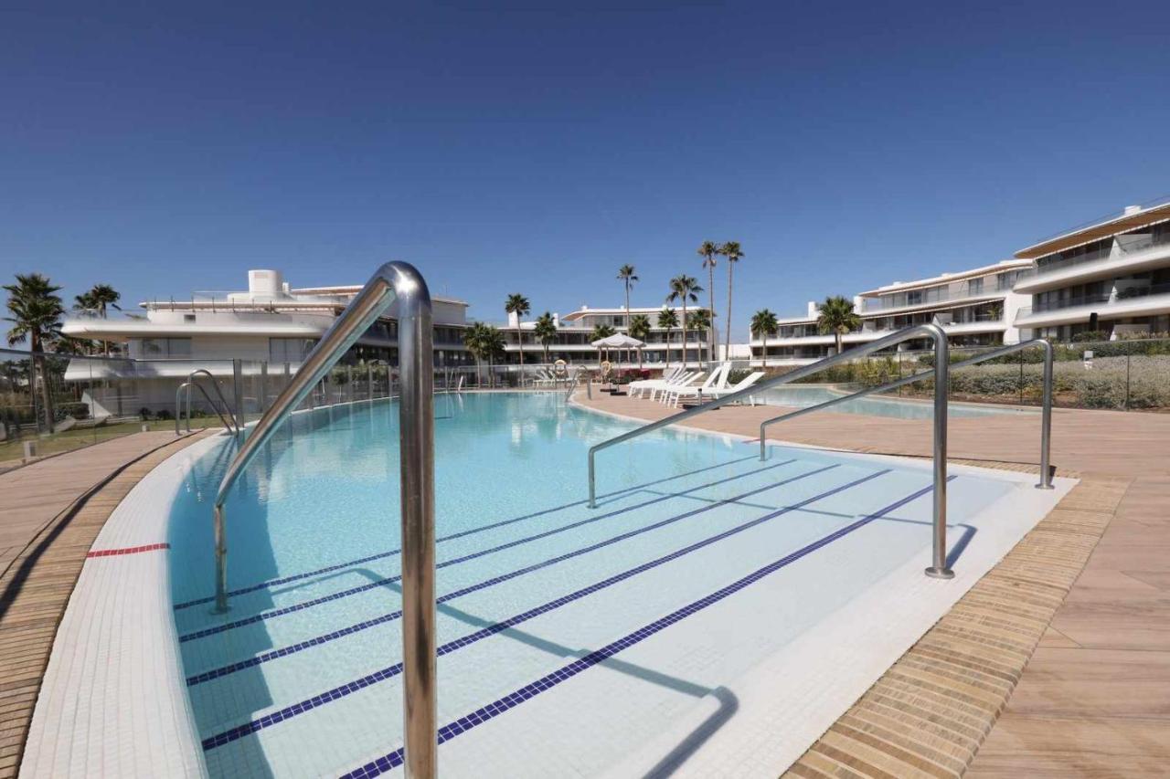 Theedgebythesea Dolphin Apartment *
