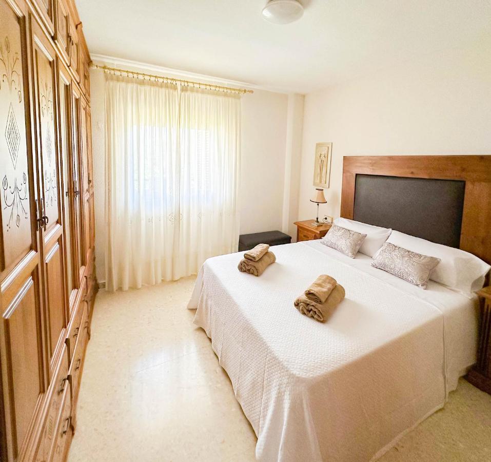 Catalina - Close To The Apartment Estepona