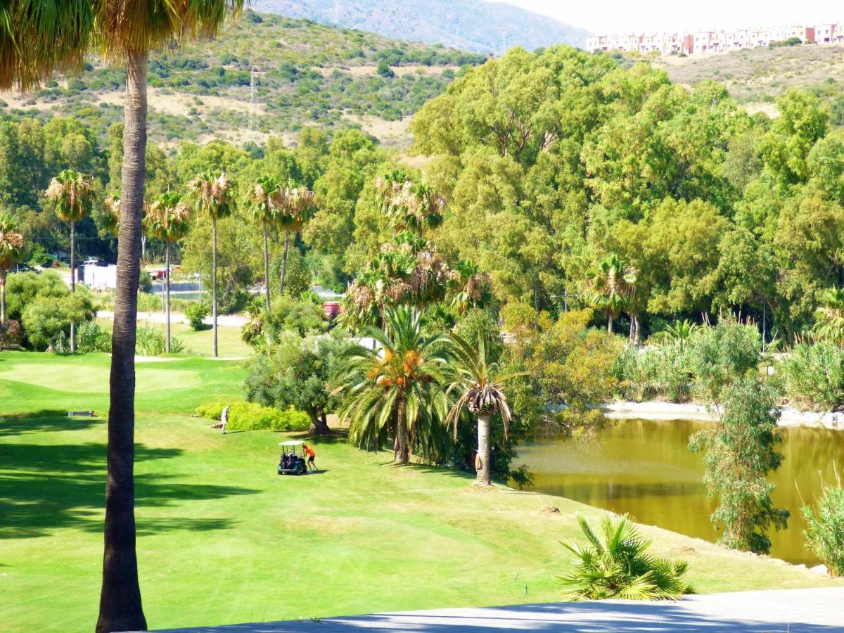 Selecta Golf Retreat Apartment Estepona