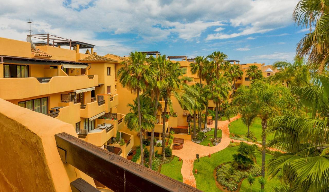 Costalita Rooftop Apartment Estepona