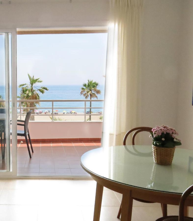 Gorgeous Sea Views And Great Location! Apartment *