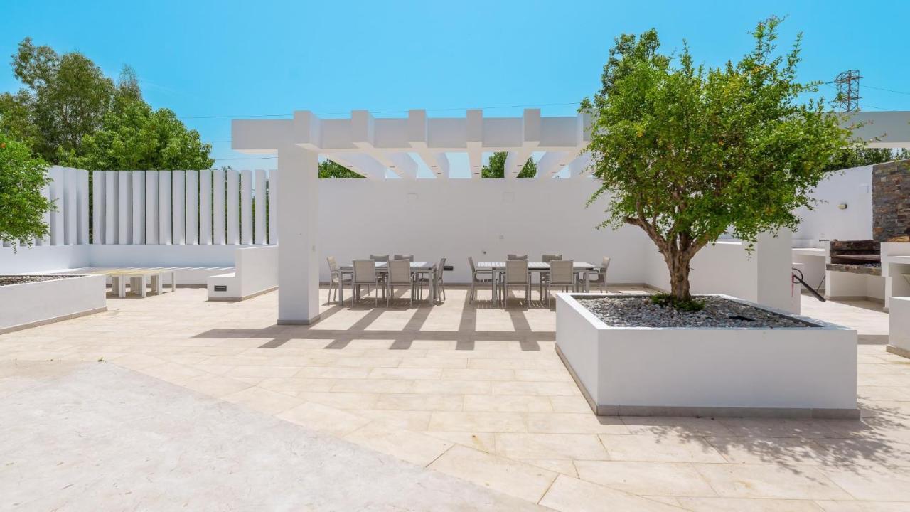 Apartment Amazing Ultra Modern Oasis In Atalaya Estepona