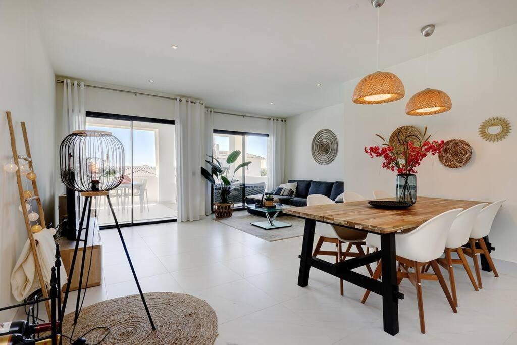Brand New Gorgeous 2 Bed At Hills! Estepona