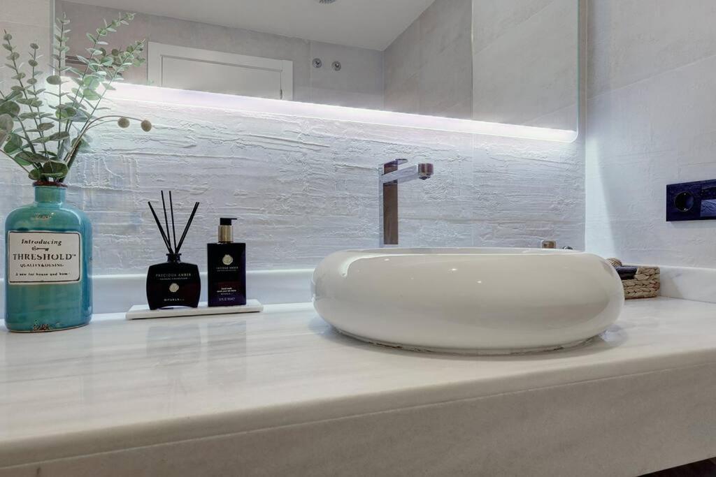 Brand New Gorgeous 2 Bed At Hills! Estepona