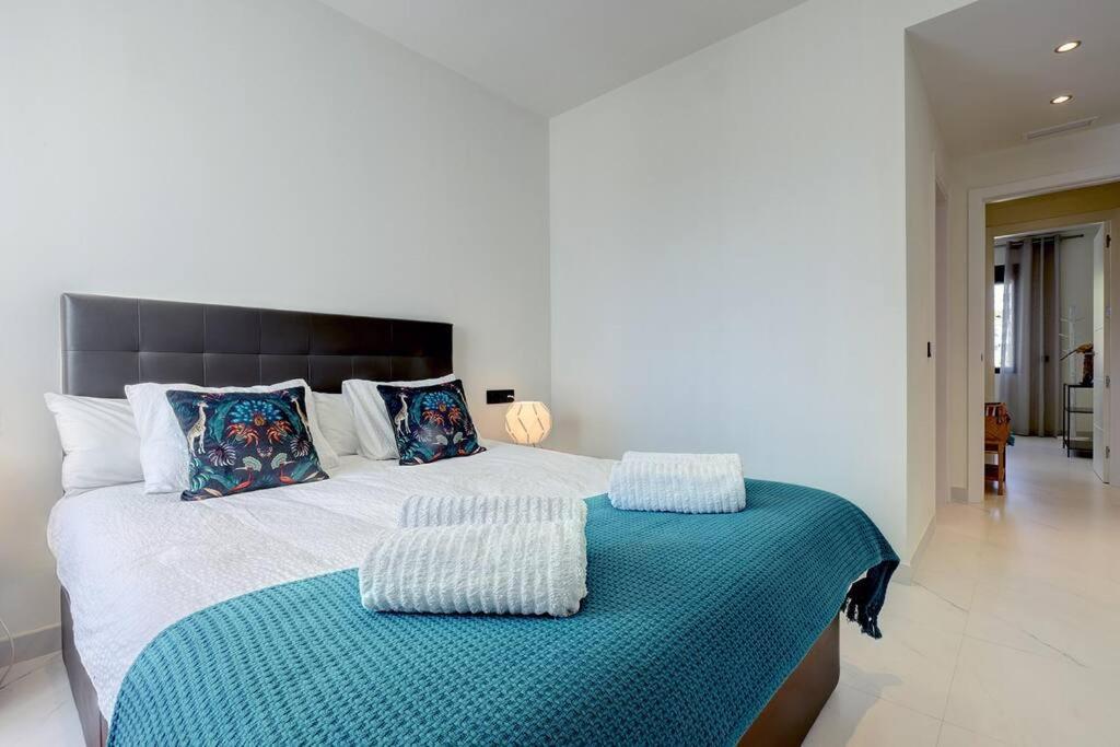Brand New Gorgeous 2 Bed At Hills! Apartment Estepona