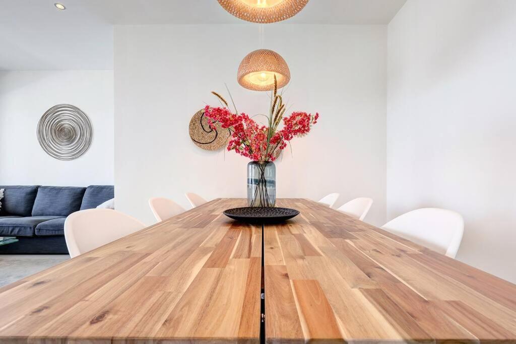 Brand New Gorgeous 2 Bed At Hills! Appartement *