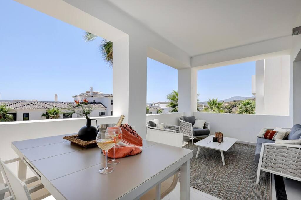 Brand New Gorgeous 2 Bed At Hills! Apartment *