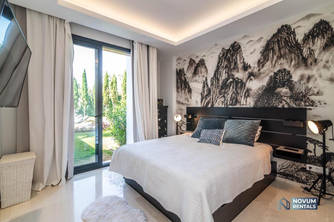 Remarkable 5-bdrm - Heated Pool & Gym