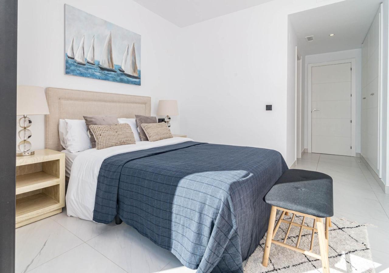 Lae212d - Penthouse With Roof Terrace And Stunning Sea Views Estepona