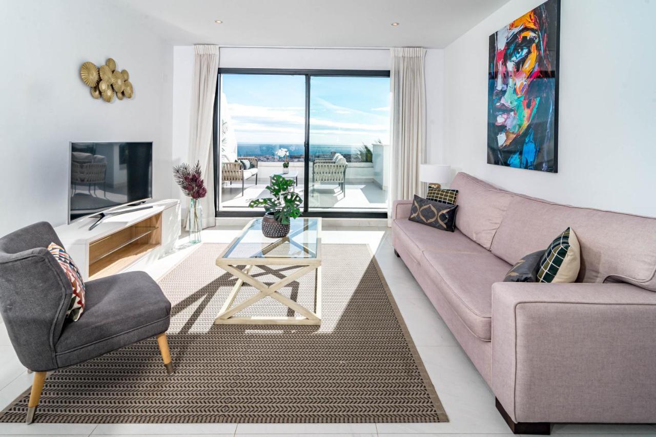 Appartement Lae212d - Penthouse With Roof Terrace And Stunning Sea Views Estepona
