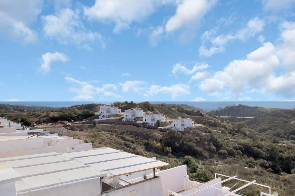 Moderno Duplex Con Vistas Al Mar En - Abejeras 409 Estepona