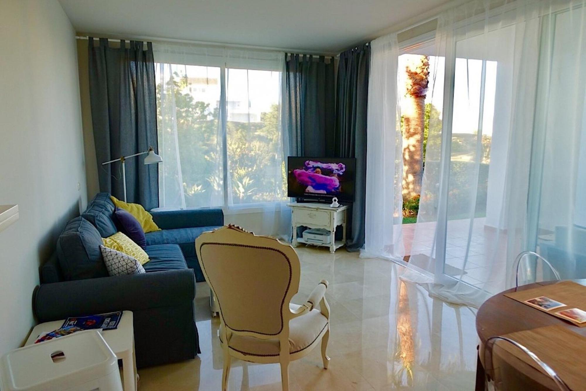 Apartment Al-401 In Alcazaba Lagoon *