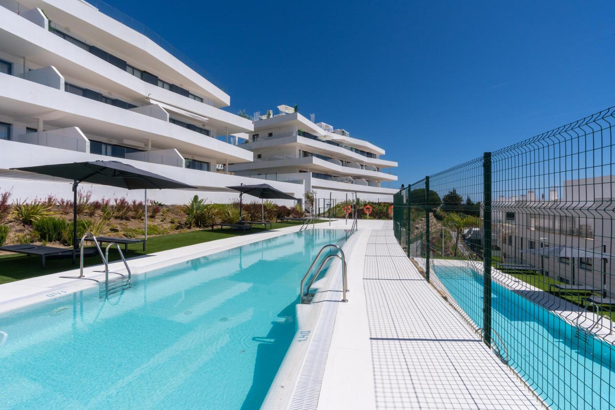 Apartment One80 Residences New With Sea View To Gibraltar & Africa And Walking Distance To The Beach